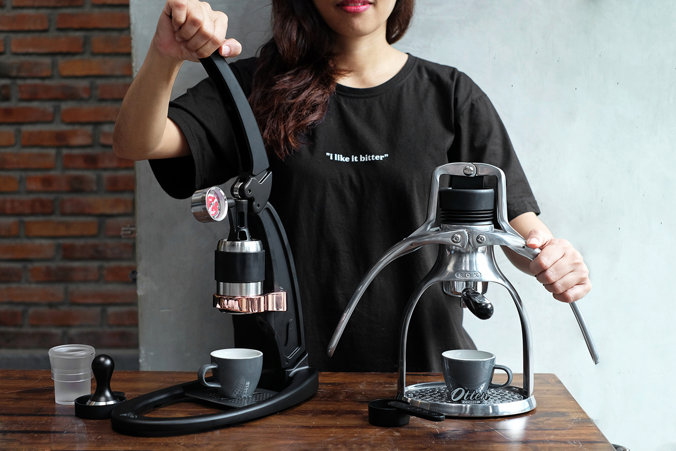 Kopi Manual Brew vs Mesin Espresso