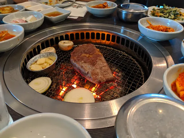 Fast burning charcoal for BBQ