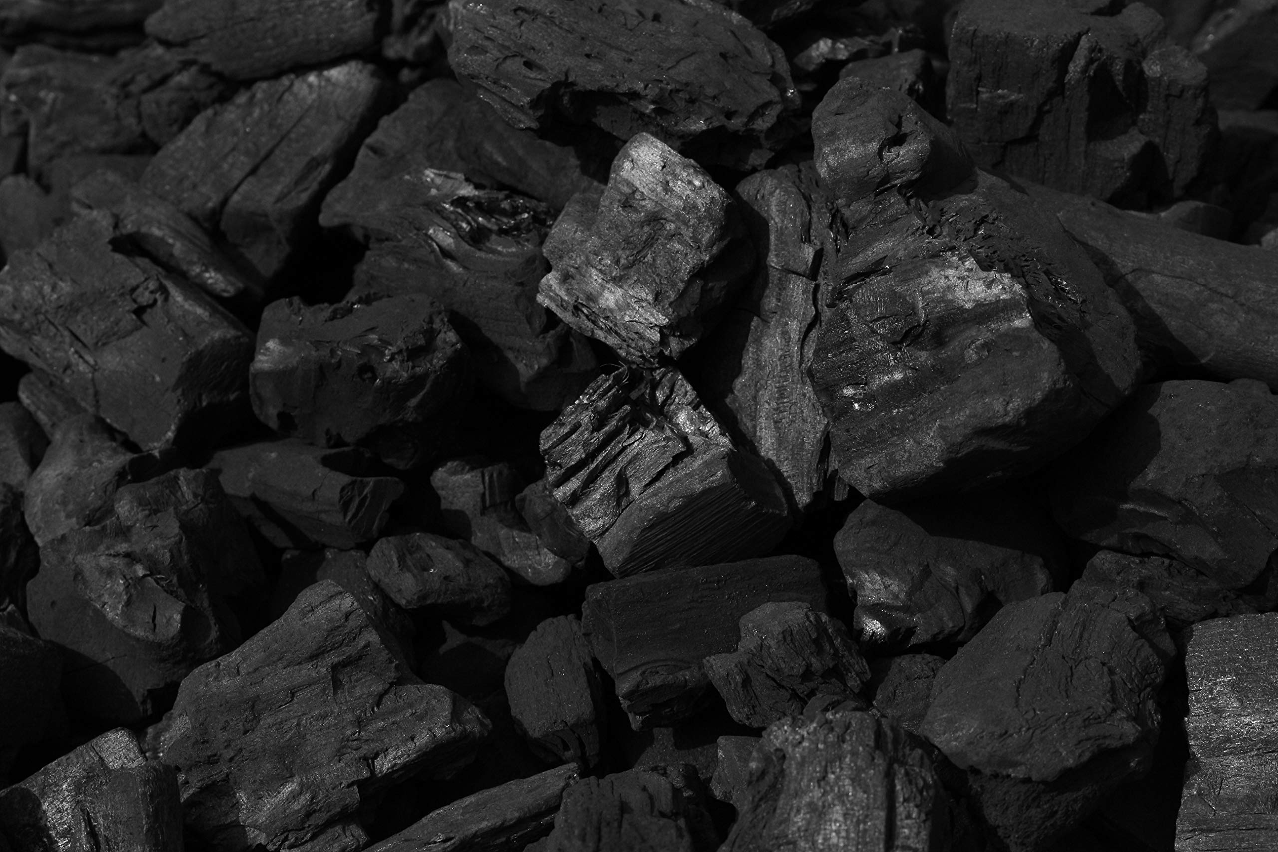 Long Burning Coconut Shell Charcoal فحم جوز الهند مناسب للطهاة المحترفين