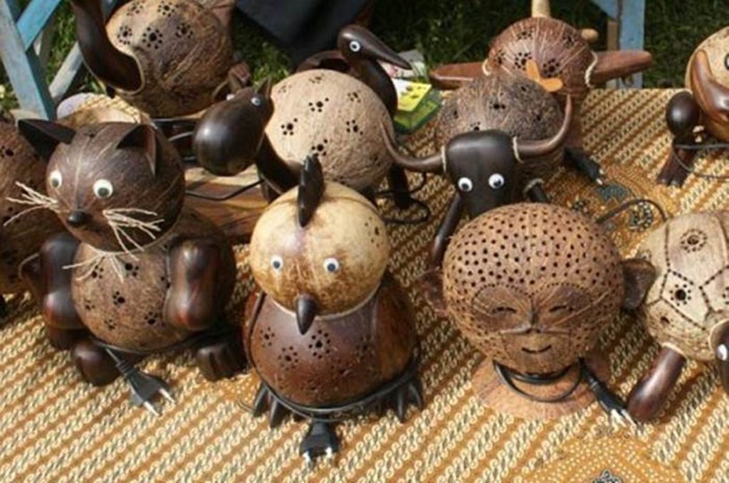 alat pelubang batok kelapa