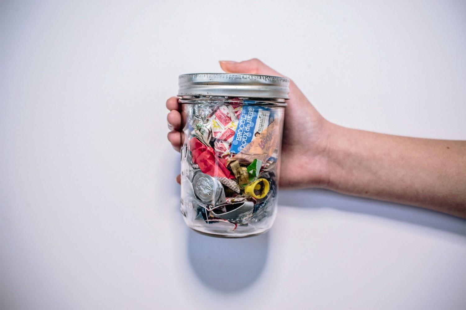 Cara Hidup Minim Sampah Plastik